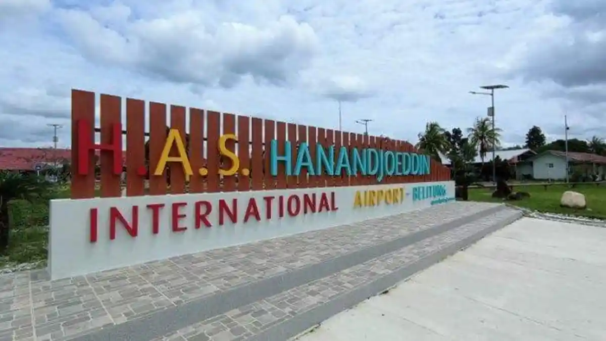 Bandara H.A.S. Hanandjoeddin Belitung